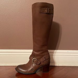 Born tall boots